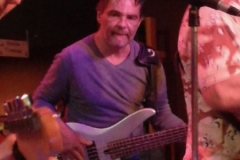 26241332_10215112324503590_460169424_n